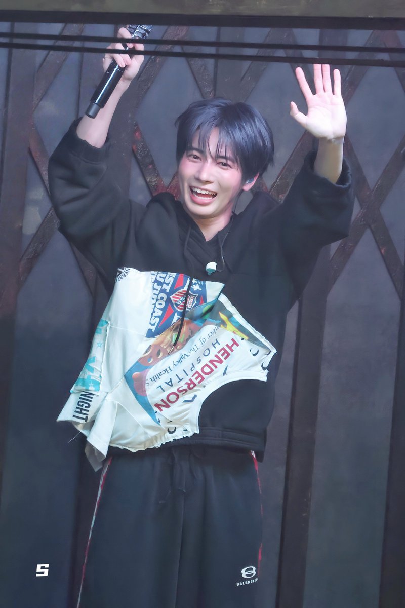 rrittta77_ss's tweet image. 250721
👐
#TXT #TAEHYUN #태현 #강태현
#TOMORROW_X_TOGETHER
#투모로우바이투게더