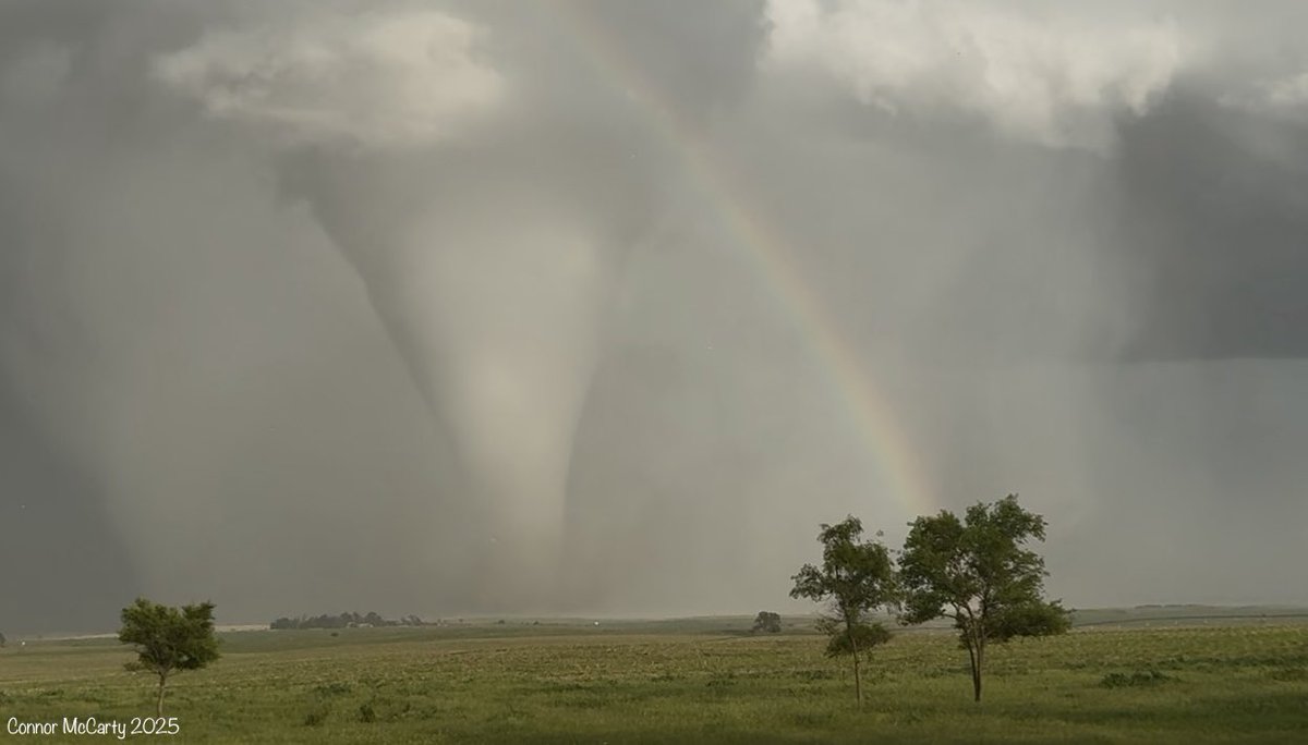 23cmcpadres's tweet image. I can’t believe another year out on the Plains is over. 2 months on the road this year, and this was year 15 of chasing storms for me. Frustrating year, but the 4-5 great days made up for it. 284 days until May 1st, 2026!
( Photos are Dickens, NE. 6/16/25.)
#WxTwitter #NeWx