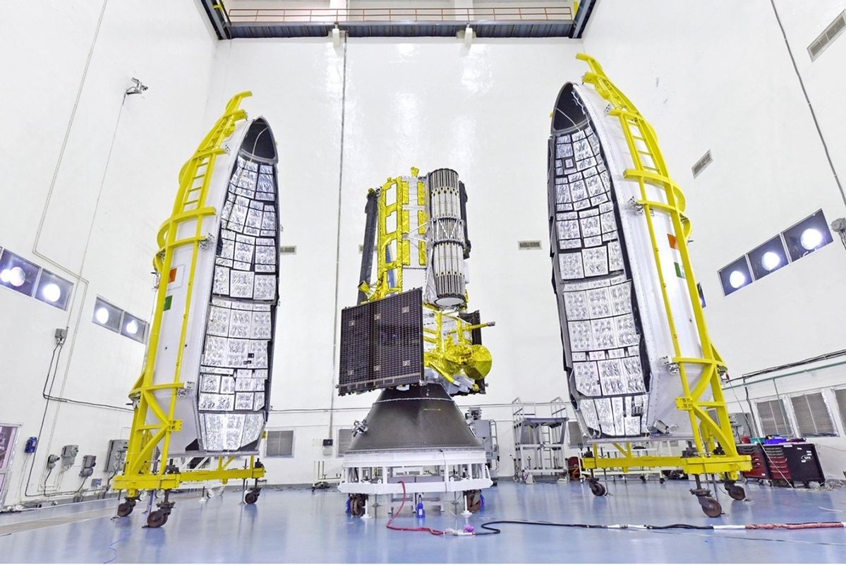 NASAJPL's tweet image. Launch date secured! 🌎
@NASA and @isro are targeting no earlier than July 30 for the launch of NISAR, a powerful new mission to observe Earth's changing surfaces.
Learn more science.nasa.gov/blogs/nisar