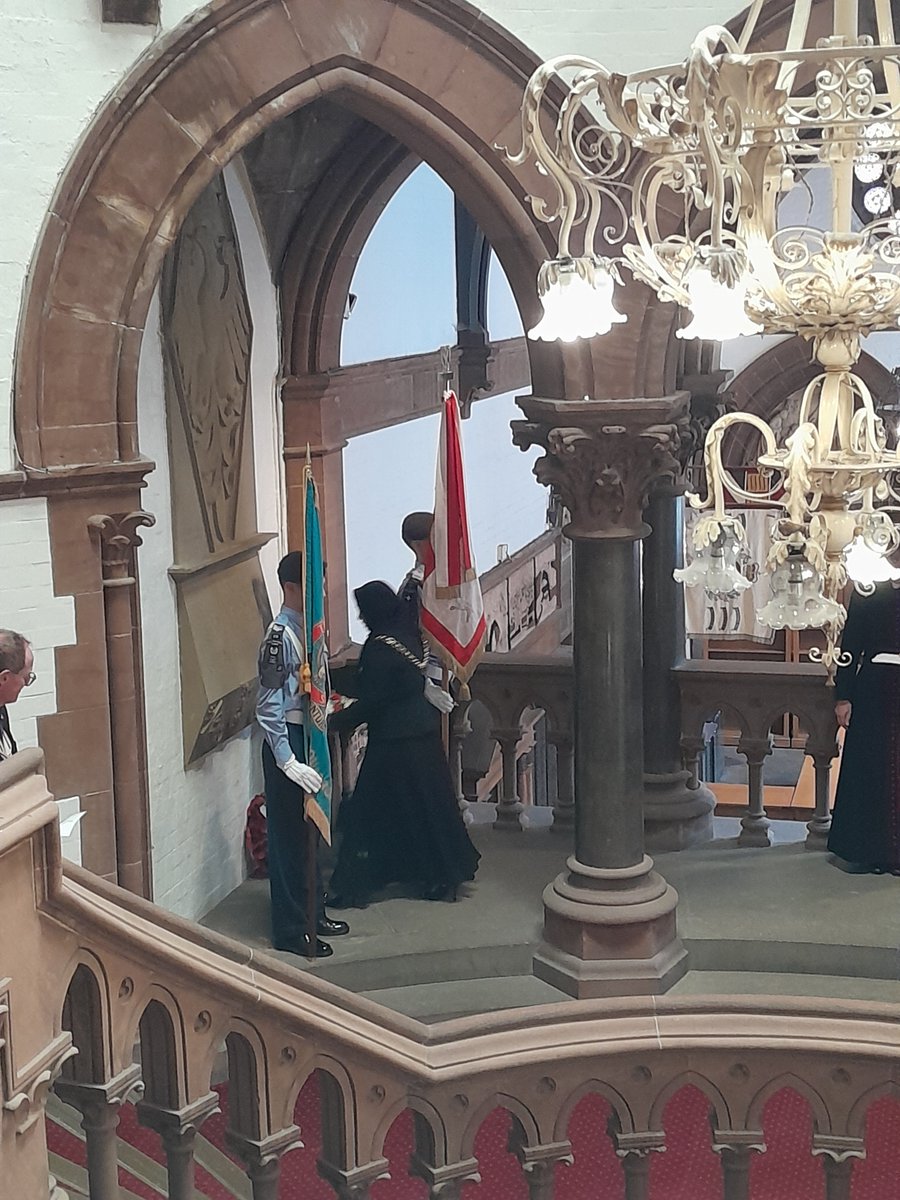 MayorChester's tweet image. On 19 July, I attended the wreath-laying ceremony marking the 81st Anniversary of the Polish Air Force Memorial Plaque at Chester Town Hall 🇵🇱🇬🇧
A proud moment for the City of Chester, honouring shared history and sacrifice.
#ChesterRemembers #PolishAirForce #TownHallChester