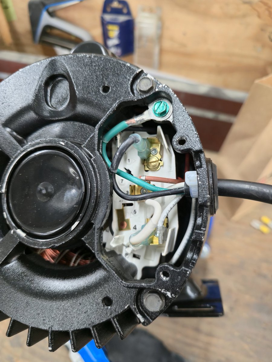 YounieTyler's tweet image. I asked Grok how to wire this pump in, it made sense to me 🤷♂️ do i trust it?