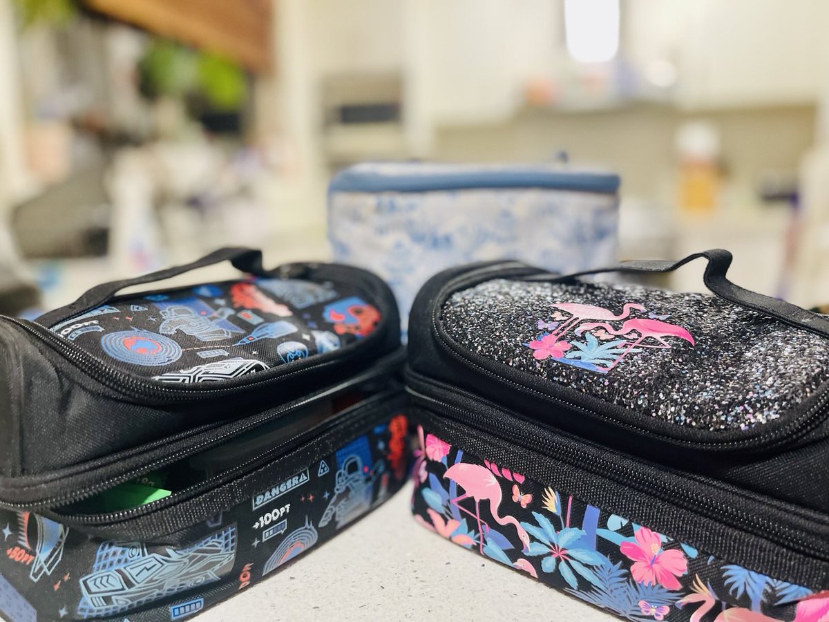 FreeDanDuggan's tweet image. Dan Duggan’s youngest are heading back to school. Another term beginning without their dad to hug them goodbye, to help with their lunches, to get them on the bus.
The trauma faced by this Aussie family is ever-present and ongoing. The Australian government has the power to…