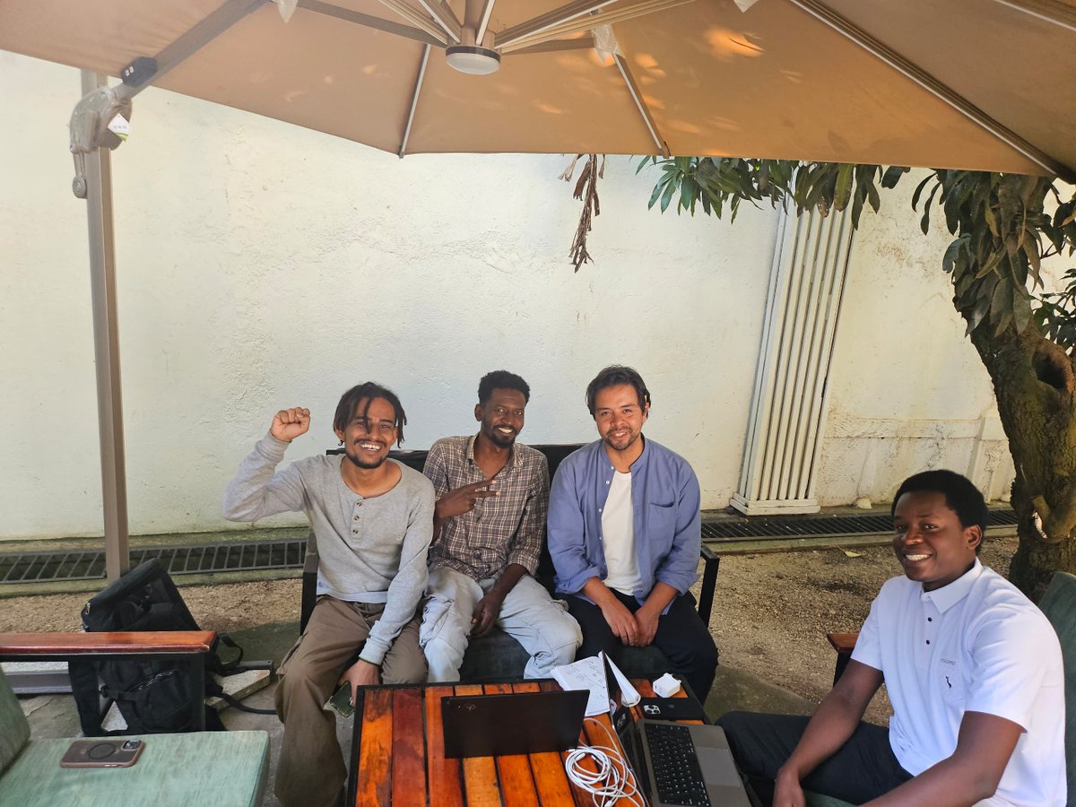 withconvexity_'s tweet image. Our team was recently in Kampala to kick off a mini-pilot for stablecoin-based cash transfers to Emergency Response Rooms (ERRs) in Sudan, using a customised build of the CHATS[chats.cash] platform.

This iteration of CHATS is shaped by the real needs of the ERRs,…