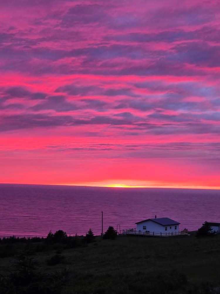 DWPippy's tweet image. Good morning!
Sunset at Codroy Newfoundland photographed by Crumpet N Matt