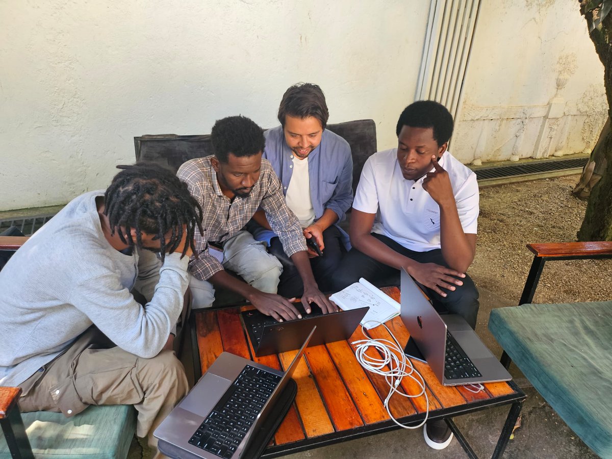 withconvexity_'s tweet image. Our team was recently in Kampala to kick off a mini-pilot for stablecoin-based cash transfers to Emergency Response Rooms (ERRs) in Sudan, using a customised build of the CHATS[chats.cash] platform.

This iteration of CHATS is shaped by the real needs of the ERRs,…