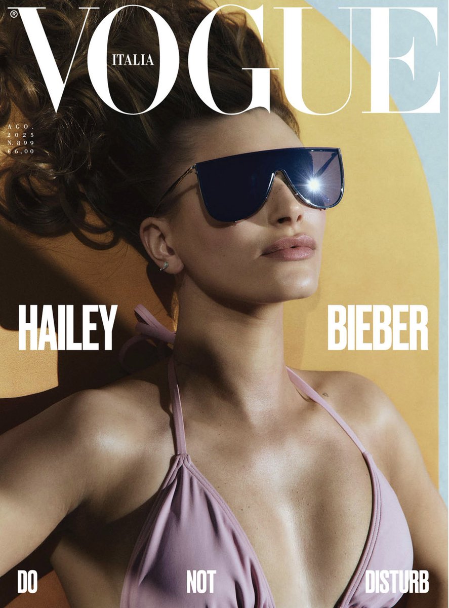 beyzanurapaydin's tweet image. Hailey Bieber on the cover of Vogue Italia August 2025 📸 by Mikael Jansson