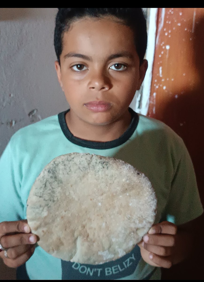 eslamomkhader's tweet image. 🚨🚨We once ate this moldy bread, but now we can't even find it. This is an urgent emergency – we are starving. Please, any help can make the difference between life and death.
chuffed.org/project/eslamo…
#HelpUs #EmergencyAid #WeAreStarving #SaveLives #HumanityFirst