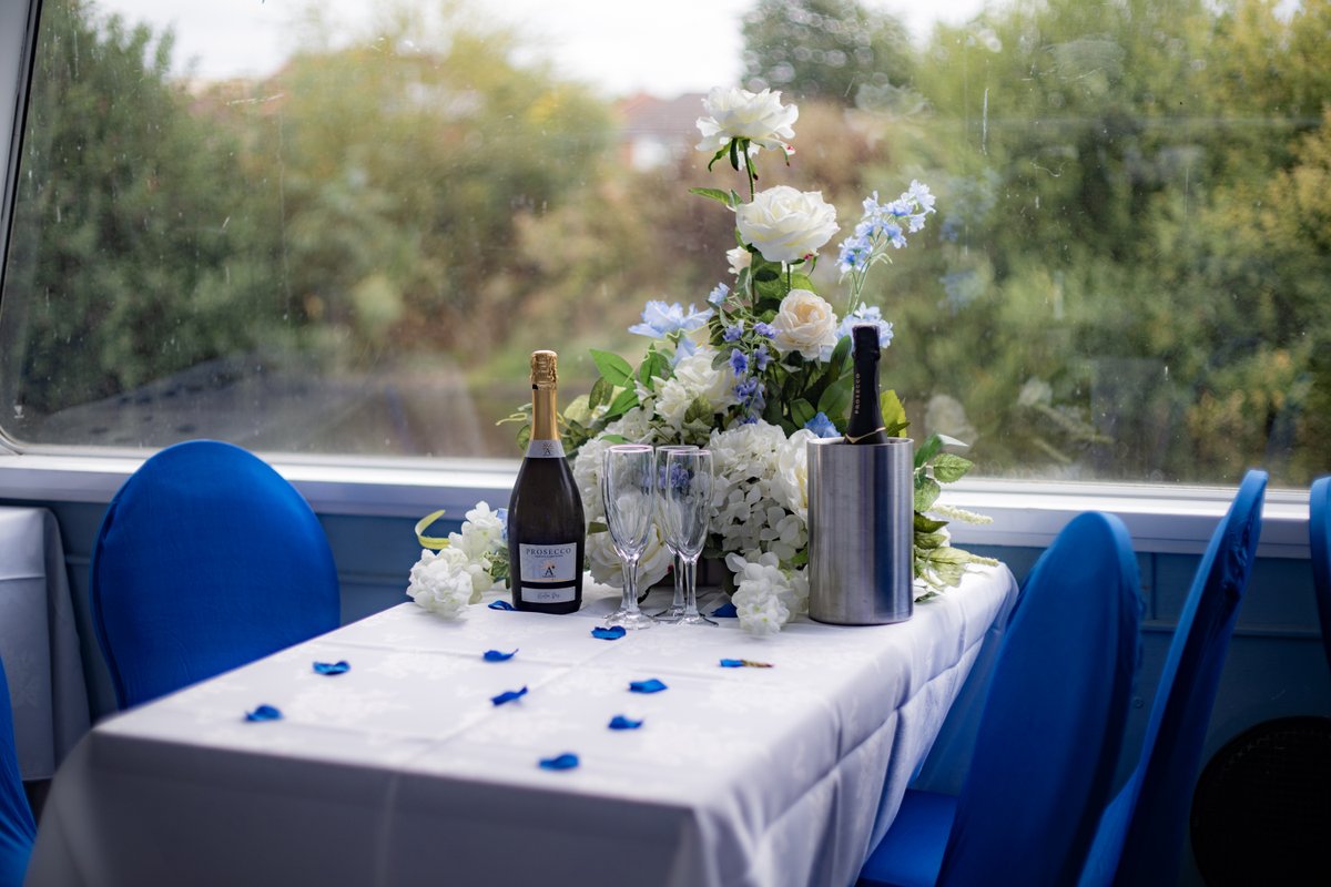 Host your next event on the water with City Cruises York! From chef-crafted menus to skyline views, their all-inclusive packages are perfect for weddings, corporate events &amp; more. bit.ly/43M5C6🌊📷#CityCruises #EventVenue