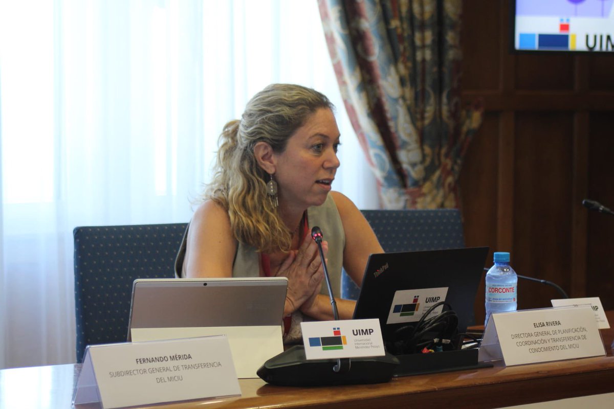PilarPaneque's tweet image. Dedicamos la mañana a debatir sobre #valorización del conocimiento desde la perspectiva 🇪🇺, con Asunción Fernández Carretero de @EU_ScienceHub, y sobre la política de #transferencia en 🇪🇸, con la DG Elisa Rivera y el Subdir. Fernando Mérida de @CienciaGob
#ANECAenlaUIMP @UIMP