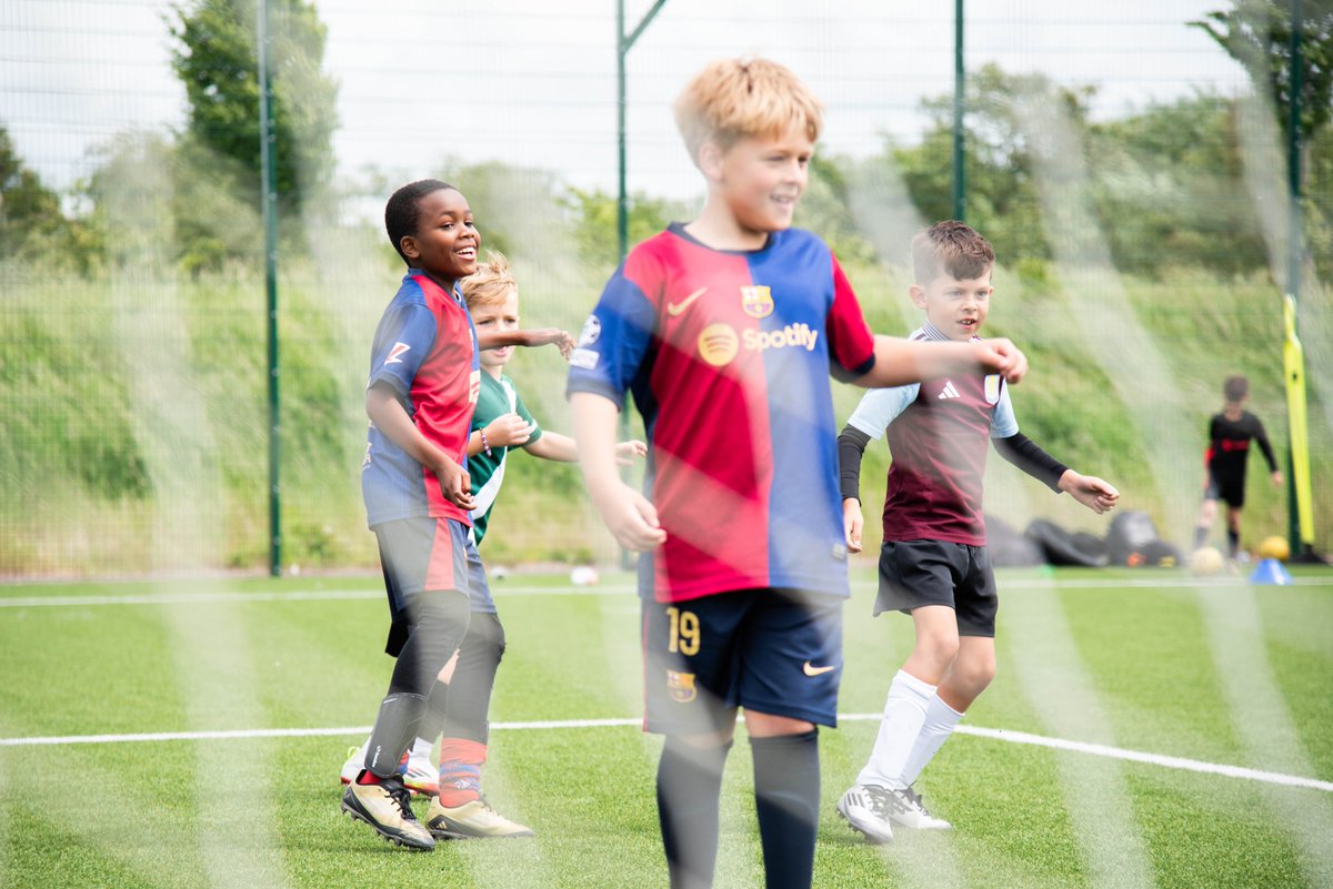 AVFCFoundation's tweet image. It’s day one of our summer soccer schools ☀️😎
For the next six weeks, we’ve got camps in the following locations:
📍 Aston
📍 Harborne
📍 Sutton Coldfield
📍 Solihull
📍 Burntwood
Book now: tickets.avfc.co.uk/en-GB/categori…