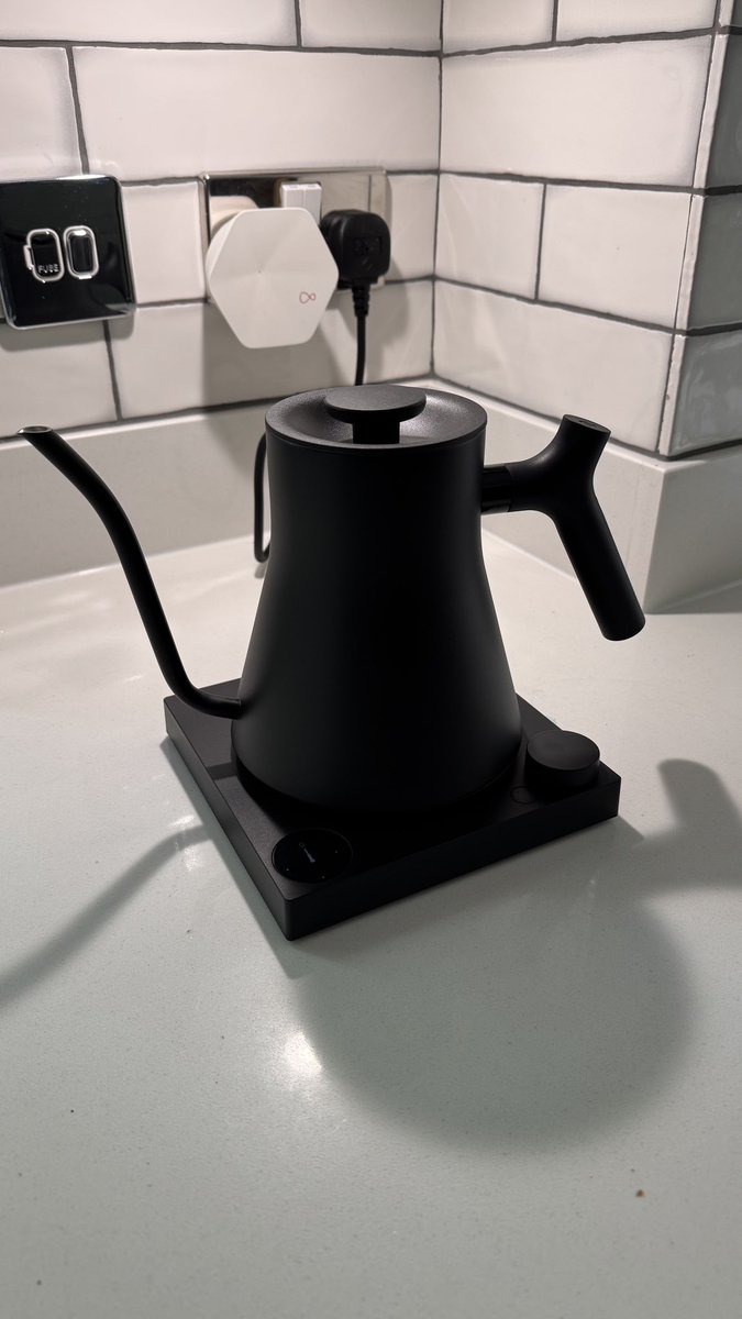 Mark T (@marklt2012) on Twitter photo Fantastic Fellow Stagg EKG kettle from <a href="/wearehealf/">wearehealf</a> Fantastic Fellow Stagg EKG kettle from <a href="/wearehealf/">wearehealf</a>