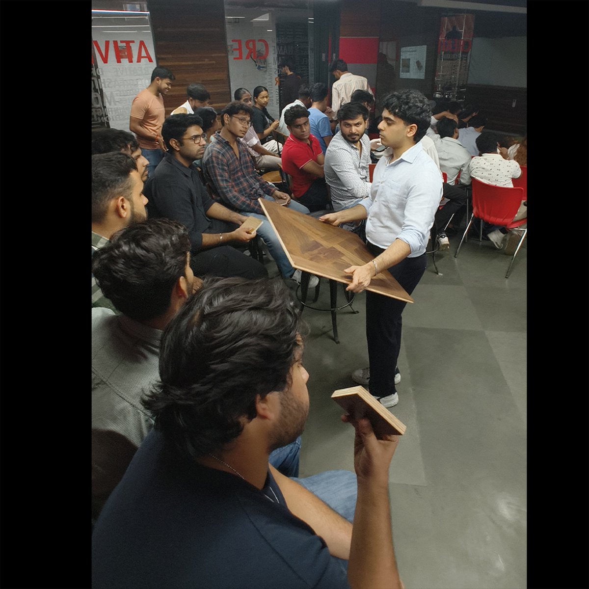 IVSSchoolIndia's tweet image. Hands-on with premium wood! 🌲✨
IVS School of Design hosted an interactive workshop with Span Floors, where students explored sustainable wooden flooring and cladding solutions through live demos and material displays.
#IVSIndia #workshopdesign #woodenfloorpolishing