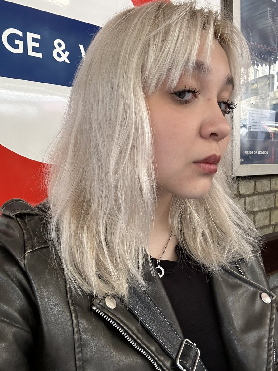 arizuume's tweet image. love the way I look here
