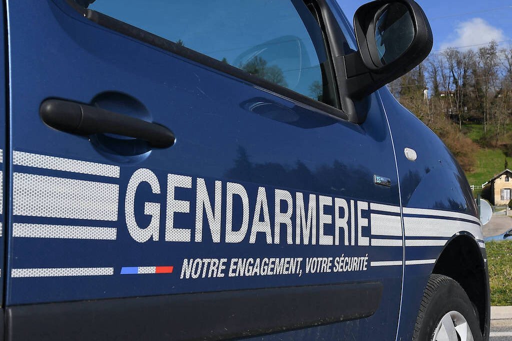 360actufr's tweet image. 🚨🇫🇷 FLASH INFO | Trois corps retrouvés dans les Hautes-Alpes : Les premiers éléments de l&apos;enquête sur cette découverte à La Bâtie-Neuve ont mis en lumière la possibilité d&apos;un double homicide par balle, suivi du suicide de l&apos;auteur.