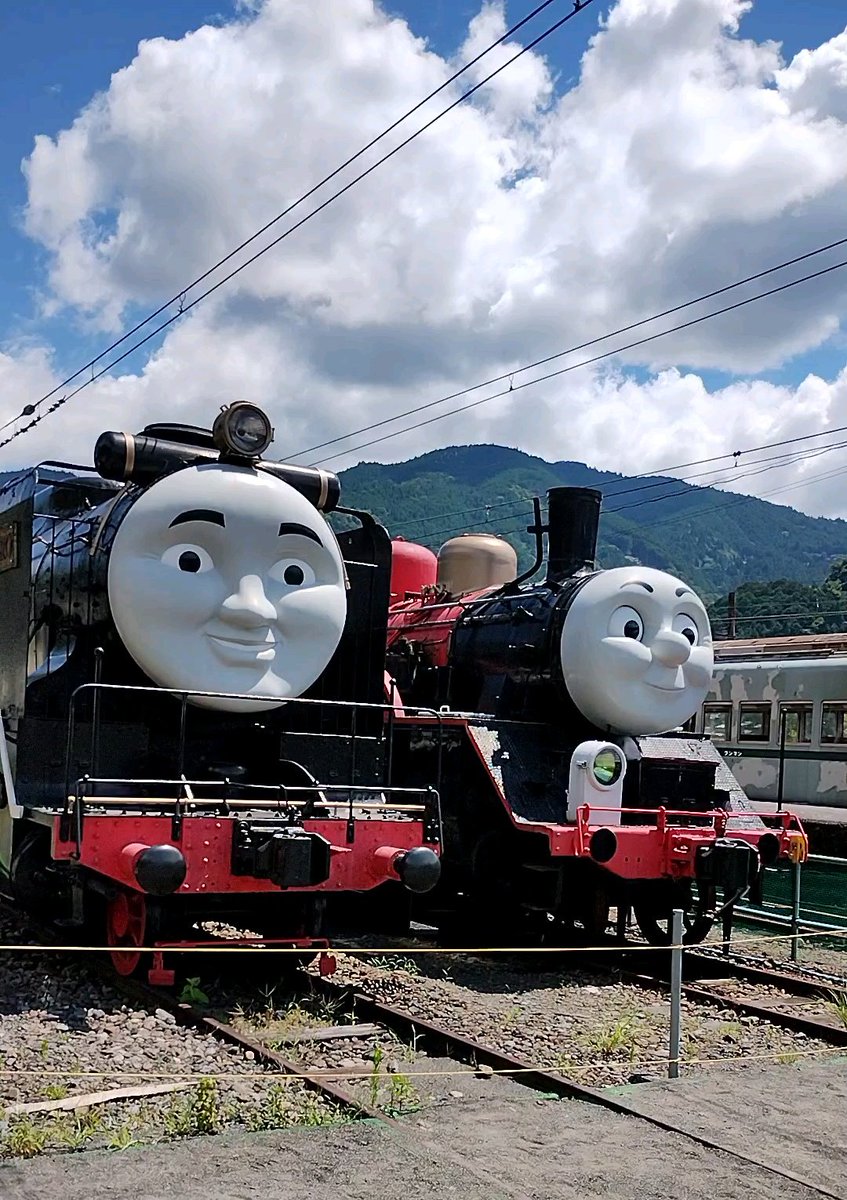 mzkatz1413's tweet image. 千頭駅にて。
ちょうどトビー号の発車が観れた。