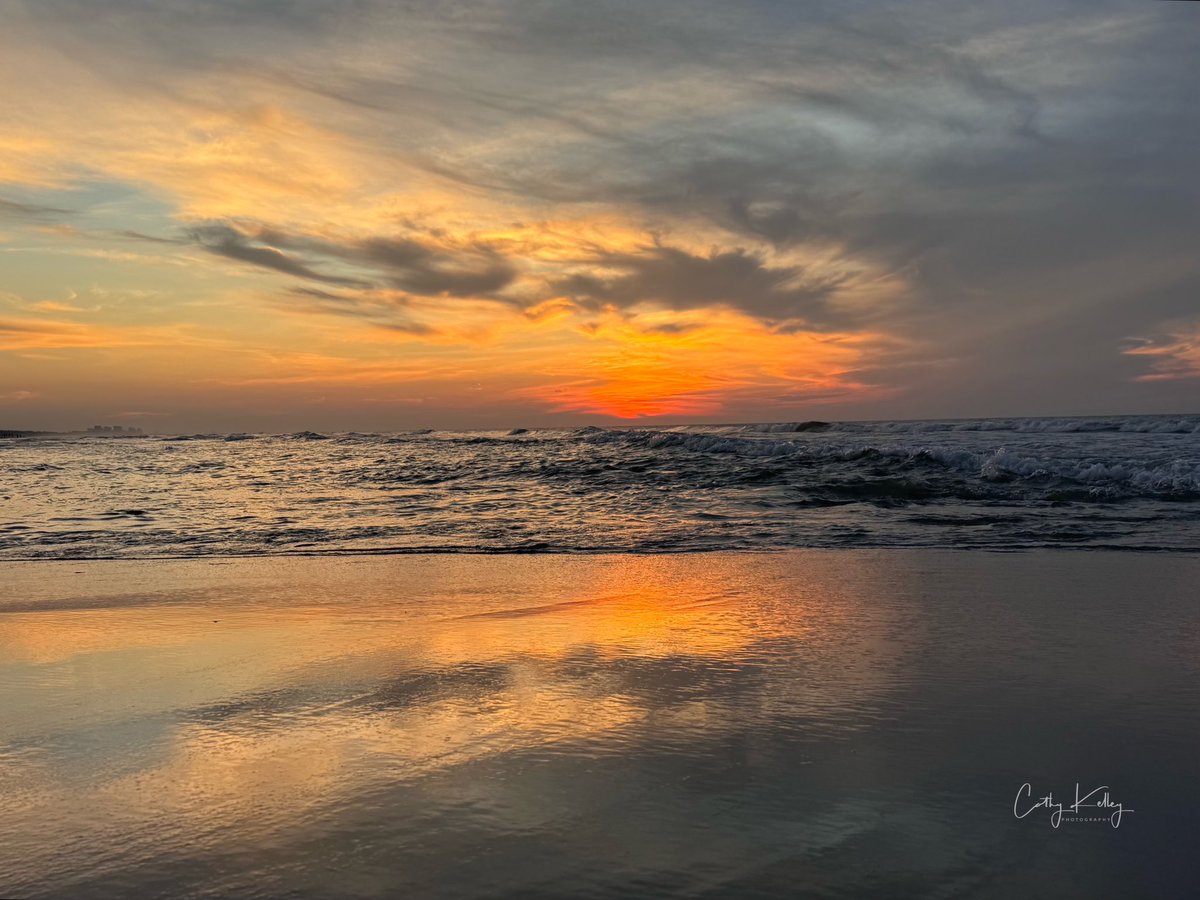 catsunrisechick's tweet image. I overslept!! π here are a few from yesterday morning! Have Monday π
ποΈπ§‘ @EdPiotrowski @jamiearnoldWMBF @AndrewWMBF @liamswx @scwxpix