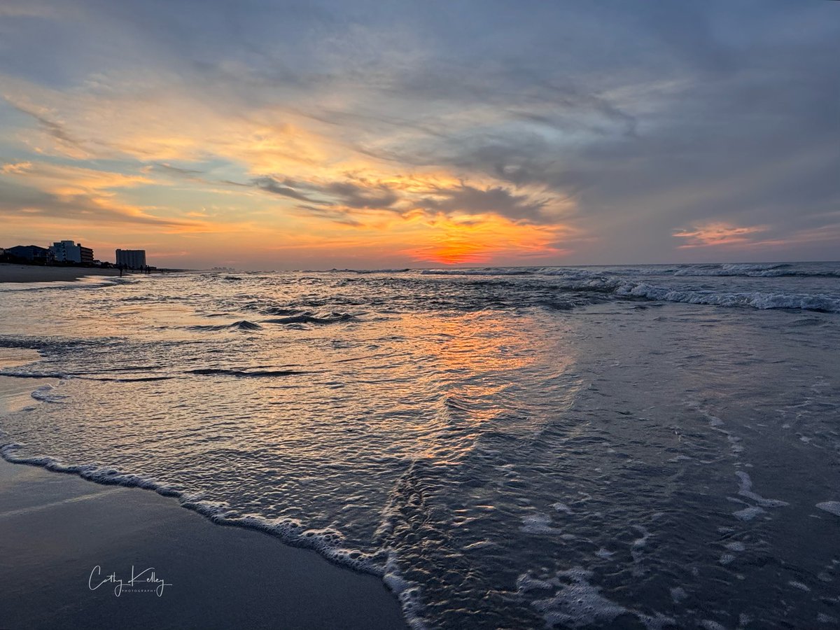 catsunrisechick's tweet image. I overslept!! π here are a few from yesterday morning! Have Monday π
ποΈπ§‘ @EdPiotrowski @jamiearnoldWMBF @AndrewWMBF @liamswx @scwxpix