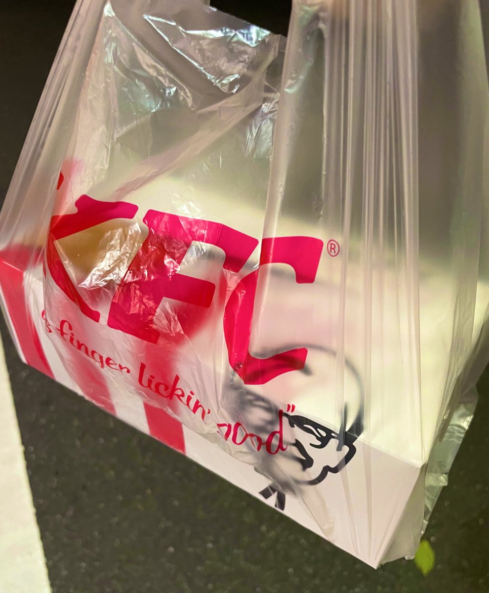 butter_roller's tweet image. 今日も働いてんだからこのぐらいいいでしょうが💢