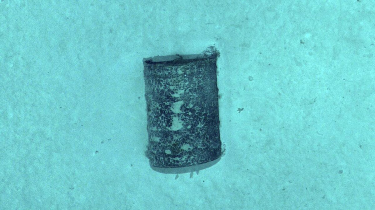 Identifican 3300 barriles con desechos nucleares en el océano Atlántico rfi.my/BrNf.x