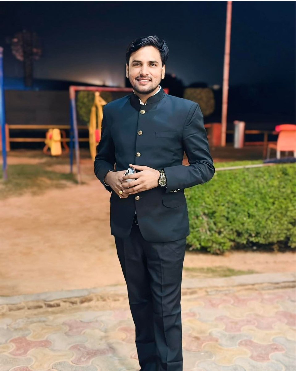 Gujjar_a_g (@gujjarannu3) on Twitter photo рдЬрдиреНрдорджреАрди ЁЯОВЁЯЩПрдХреА рдЕрдЧреНрд░рд┐рдо рд╢реБрднрдХрд╛рдордирд╛рдпреЗ ,рдмрдбрд╝реЗ рднреИрдпрд╛ЁЯЩП. рдорд╣рд╛рджреЗрд╡ рдХреА рдХреГрдкрд╛ рдЖрдк рдкрд░ рд╣рдореЗрд╢рд╛ рдмрдиреА рд░рд╣реЗ , рдЖрдк рд╕реНрд╡рд╕реНрде рд░рд╣реЛ, рд╣рдореЗрд╢рд╛ рдпреВ рд╣реА рдореБрд╕реНрдХрд░рд╛рддреЗ рд░рд╣реЛ, #happybirthday bhaiya. <a href="/Mahaveergurjar_/">Mahaveer Gurjar</a> рдЬрдиреНрдорджреАрди ЁЯОВЁЯЩПрдХреА рдЕрдЧреНрд░рд┐рдо рд╢реБрднрдХрд╛рдордирд╛рдпреЗ ,рдмрдбрд╝реЗ рднреИрдпрд╛ЁЯЩП. рдорд╣рд╛рджреЗрд╡ рдХреА рдХреГрдкрд╛ рдЖрдк рдкрд░ рд╣рдореЗрд╢рд╛ рдмрдиреА рд░рд╣реЗ , рдЖрдк рд╕реНрд╡рд╕реНрде рд░рд╣реЛ, рд╣рдореЗрд╢рд╛ рдпреВ рд╣реА рдореБрд╕реНрдХрд░рд╛рддреЗ рд░рд╣реЛ, #happybirthday bhaiya. <a href="/Mahaveergurjar_/">Mahaveer Gurjar</a>