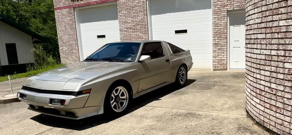 drivertodriver's tweet image. 1988 Mitsubishi Starion ESI-R: Editor Pick, Stock, 190hp 2.6L Turbocharged Inline 4, RWD, Manual. drivertodriver.com/car/-OGw_rsGc6…