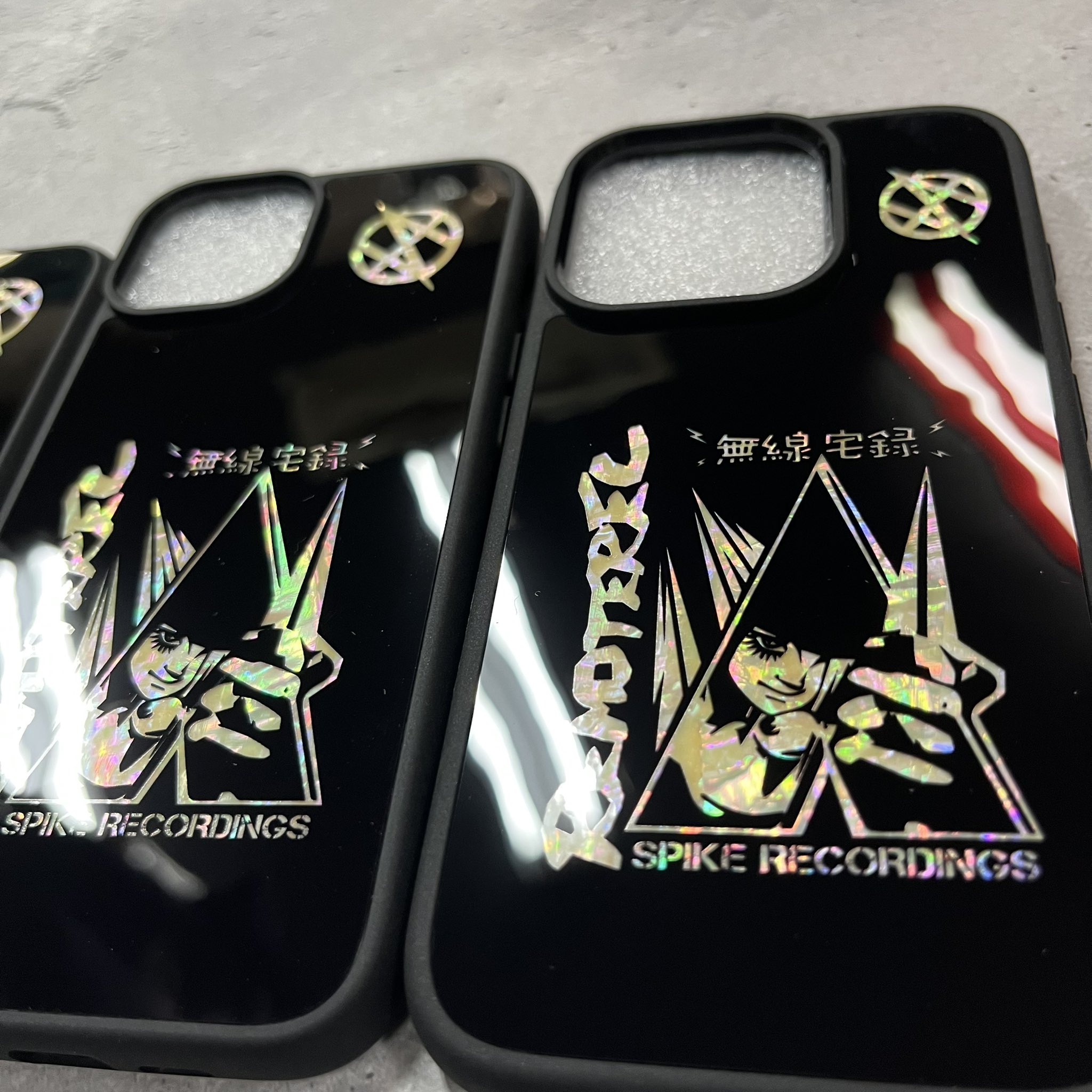 GLAY HISASHI モダンパイレーツ ゾンビ子 iPhone ケース GLAY HISASHI モダンパイレーツ ゾンビ子 iPhone ケース GLAY