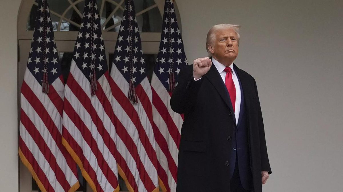 BarbaraVonBauer's tweet image. Please,President Trump,finally release that Epstein list you promised and they will have STOP all the false attacks on you.
Thank you.