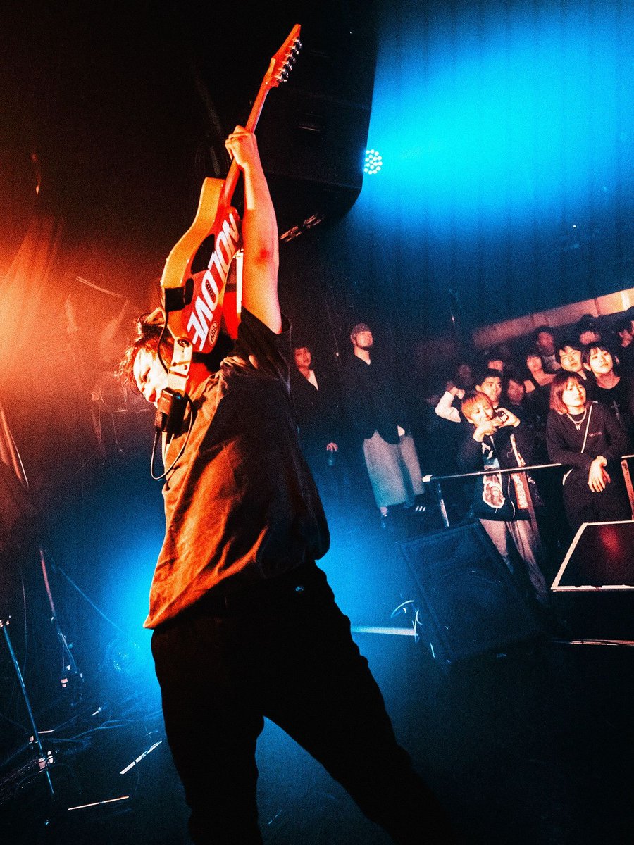 razorriff_th's tweet image. ภาพนิ่งยังพุ่งขนาดนี้ ตอนขึ้นเวทีให้ดูตรงหน้าจะพุ่งขนาดไหน!? 👊
16 ส.ค. นี้ พบกันที่งาน @VISIONOFFATIMA_ Live in Bangkok // บัตร Pre-Sale 50 ใบแรกแถมพลาสเตอร์ร limited edition ฟรี เจอกันได้ที่ Ticketmelon ticketmelon.com/razorriff/visi… 🔗
(📸 akanem515)