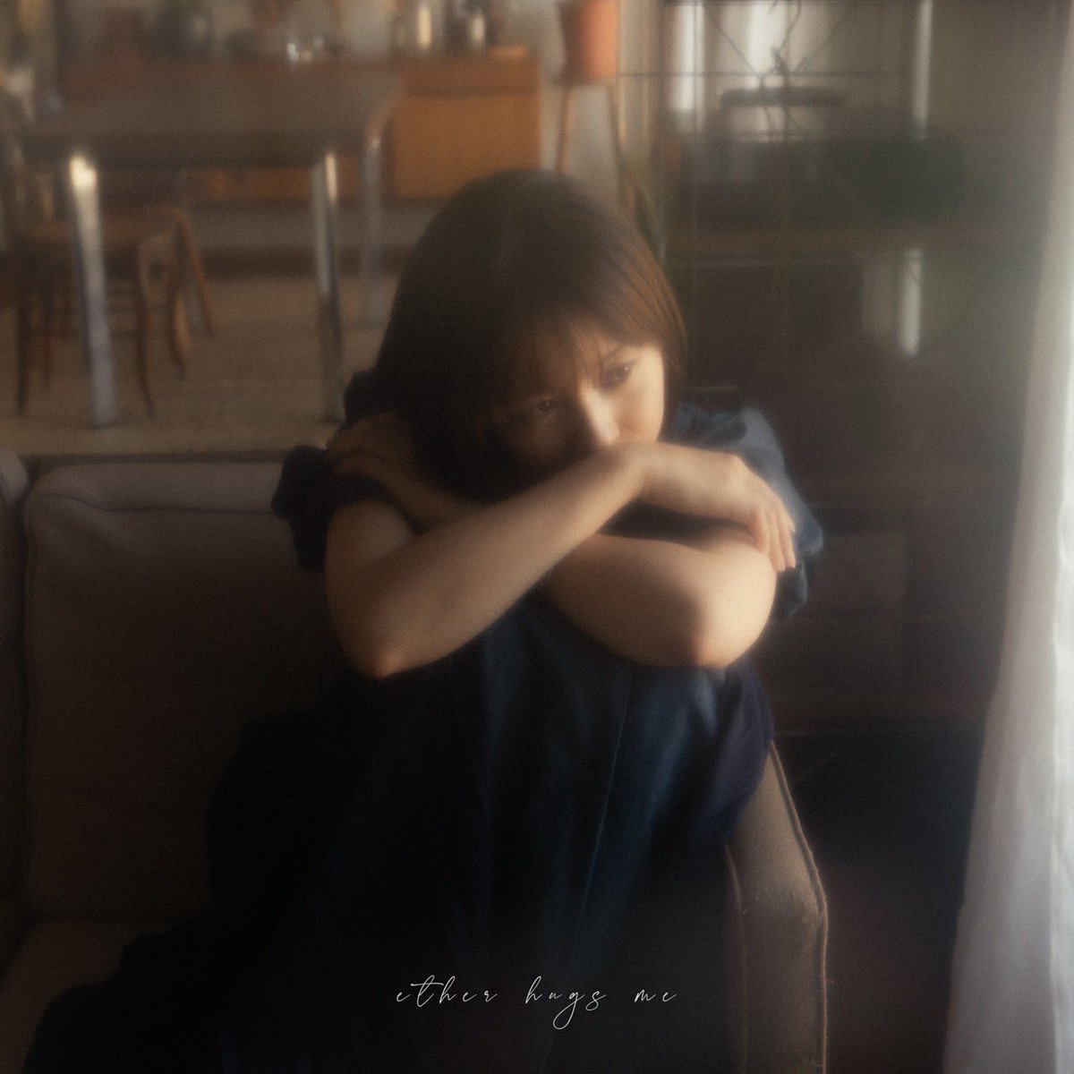Lillyendroll's tweet image. ◤ Eggs配信 第①弾 ◢ 

𝟏𝐬𝐭 𝐄𝐏 『𝐞𝐭𝐡𝐞𝐫 𝐡𝐮𝐠𝐬 𝐦𝐞』より、
収録曲&quot; 𝑽𝒆𝒊𝒍 &quot;をEggsにて先行配信開始

￣￣￣￣￣￣￣￣￣￣￣￣￣￣￣￣￣￣
　&quot;約束だって守れなくなるならば、
　　　　　変わり続ける。&quot;

￣￣￣￣￣￣￣￣￣￣￣￣￣￣￣￣￣￣
🔗 eggs.mu/artist/lillyen…