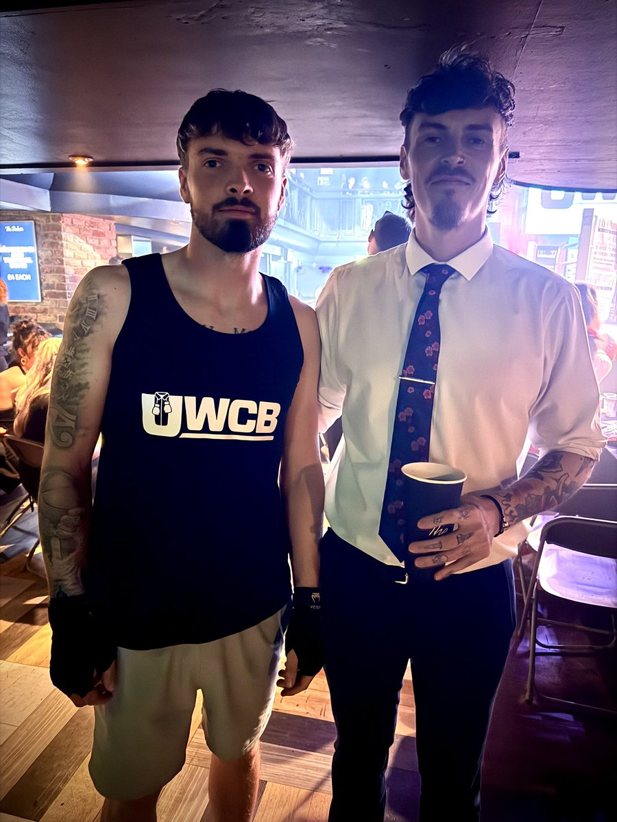 avgmetalcoreguy's tweet image. super proud of my little brother winning his first boxing match for charity.
Growing up boxing myself, to says heโs never stepped foot in a ring until 6 weeks ago to put on the performance he did and get the W was incredible.
Proud big brother moment ๐๐ป