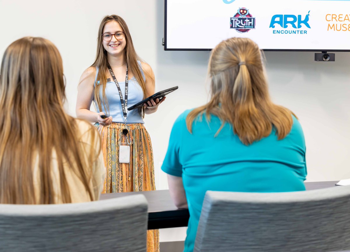 aigkenham's tweet image. Equipping the next generation of Christian leaders has always been a priority for Answers in Genesis @AiG, and our internship program called Embark, continues that commitment.
Embark is designed to develop students professionally, personally, and spiritually through apologetics…