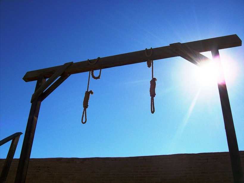 irelandbattles's tweet image. #OnThisDay 1798 Two United Irishmen leaders, Fr Mogue Kearns & Col Anthony Perry, were hanged in Edenderry, Offaly (my home town). Both fought at Vinegar Hill, escaped&made their way north. Kearns had allegedly escaped a lynching mob in Paris in the Revolution.
#Ireland #History