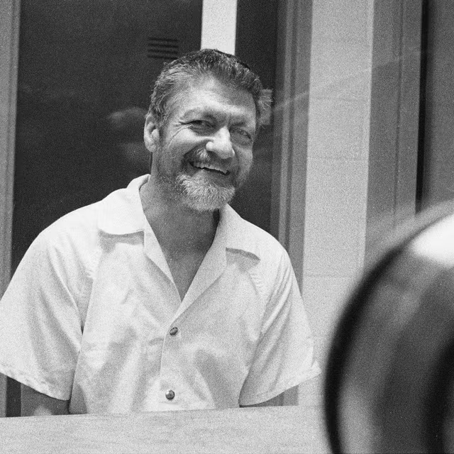 themattmic's tweet photo. The Unabomber was right.

In his 1995 manifesto, Ted Kaczynski made 7 chilling predictions about technology's future.

Everyone dismissed him as insane.

But today, even Elon Musk says he was right about everything 🧵: https://t.co/2VErfQdZ8a
