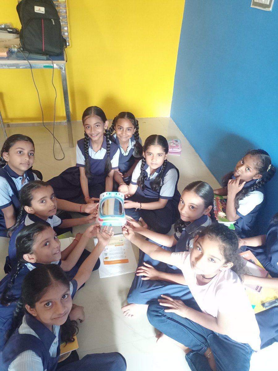 SK_ip_lab's tweet photo. Student explore their mind and build the space explorer kits by them self
#ipsklab #InnovationLab #STEMEducation #KidsInSTEM #ScienceForAll #LearningByDoing #FutureInnovators #Sabarkantha #DSTIndia https://t.co/otao78UO4b
