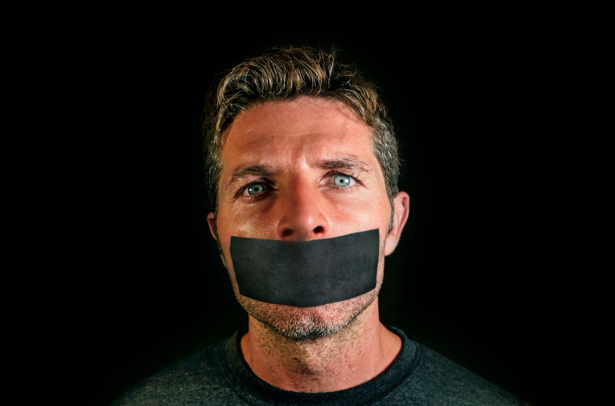ickonic's tweet image. Kent’s £100 Swearing Fine by @CharlotteEmmaUK
Remember the powers that be trying to shove muzzles on us in 2020? Those bleak days when high-vis Covid marshals scolded us for sitting on a park bench, while neighbours were egged on to grass each other up for a garden barbecue?…