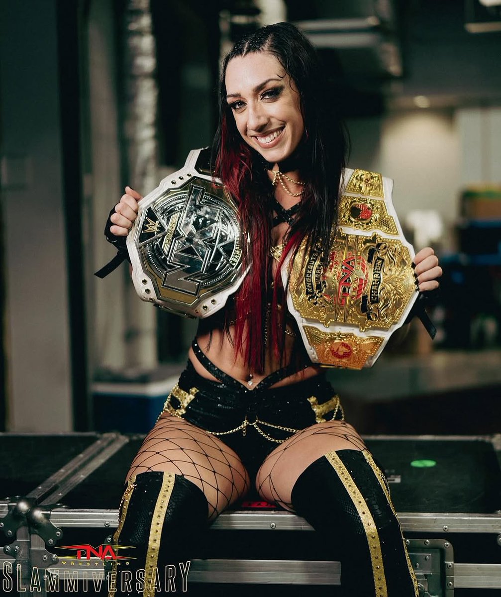 WWEespana's tweet image. ¡¡Campeones Mundiales de TNA!! 🙌✨
#AndNew #AndStill #TNASlammiversary