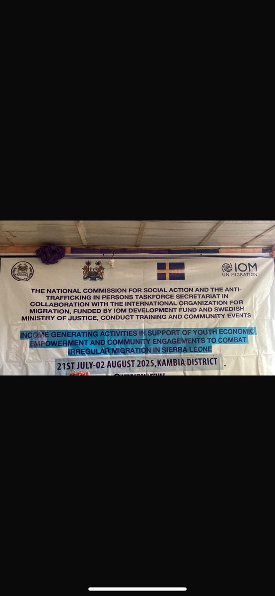 ATIPSGovsl34100's tweet image. ‼️ *HAPPENING NOW*‼️            
Now in #KambiaDistrict (July 21 - Aug 2, 2025): @NaCSA2020, @ATIPSGovsl34100, and @IOMSierraLeone are holding events on youth income generation to combat irregular migration.
@julius_maadabio 
#stopirregularmigration  #stophumantrafficking