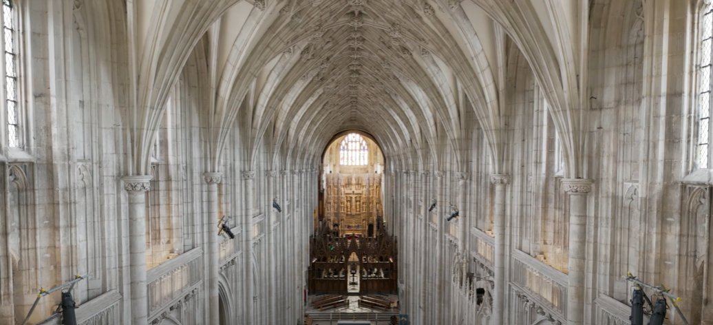WinCathedral's tweet image. Thanks to Red Air Media Wiltshire and Dorset for filming this internal fly through of the Nave: bit.ly/4lGVeVT 🤩
Which part of the cathedral would you like to see up-close next? Comment below ⬇️