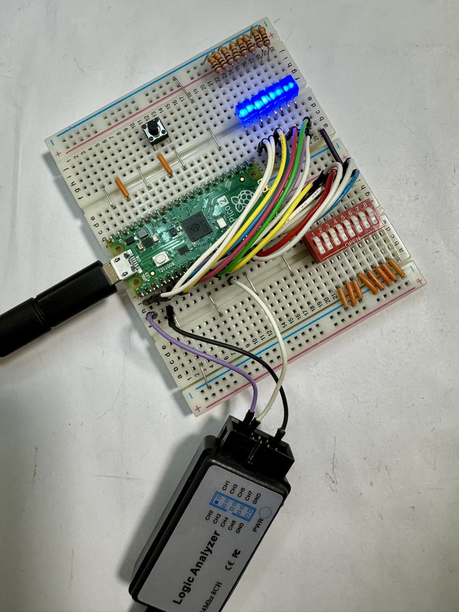 DragonBallEZ's tweet image. GP0〜7の8bit読んでそのままGP8〜15に出力するヤツ、7μsくらい🤔　#ラズピコ2  #PIO #MicroPython