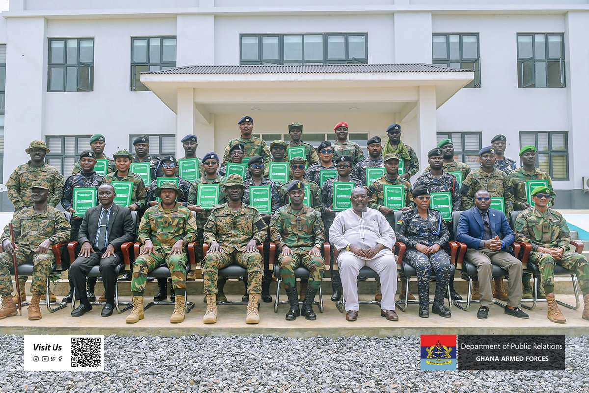 GhArmedForces's tweet image. Personnel of GAF and the Police Service have completed a week-long training intensive training on preventing the recruitment and use of children in armed conflict.
gafonline.mil.gh/news/gaf-ghana…
