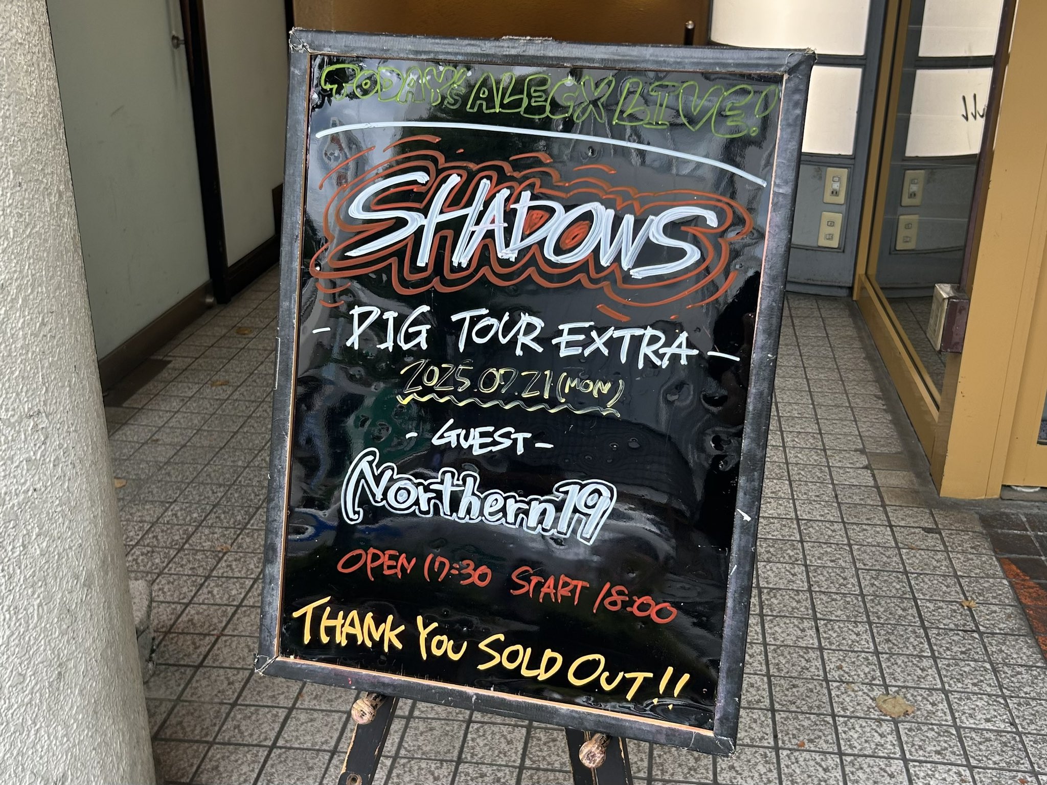 ミュージシャン SHADOWS DIG TOUR EXTRA Tee XL 明日は、 SHADOWS DIG TOUR EXTRA初日 和歌山CLUB GATE w