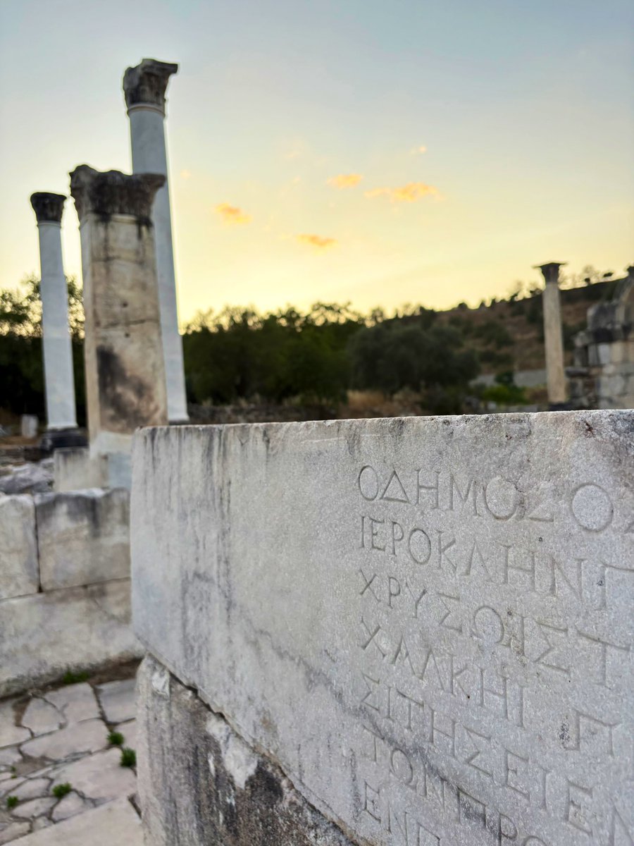 Stratonikeia ve bulutlar  🏛️🫧 
.
.
.
<a href="/MehmetNuriErsoy/">Mehmet Nuri Ersoy</a> <a href="/TCKulturTurizm/">T.C. Kültür ve Turizm Bakanlığı</a> <a href="/BilalSogut/">Bilal Söğüt</a> <a href="/CultureMugla/">Muğla İl Kültür ve Turizm Müdürlüğü</a> <a href="/kvmgm/">Kültür Varlıkları ve Müzeler Genel Müdürlüğü</a> <a href="/TC_UNESCODT/">Türkiye at UNESCO</a> <a href="/UNESCO/">UNESCO 🏛️ #Education #Sciences #Culture 🇺🇳</a> <a href="/arkeolojihaber/">arkeolojihaber ®</a> <a href="/pauedutr/">Pamukkale Üniversitesi</a> <a href="/muglabsb/">Muğla Büyükşehir Belediyesi</a> <a href="/yataganbel/">yatağanbelediyesi</a> <a href="/ArkeologlarDer/">Arkeologlar Derneği</a> <a href="/issanat/">İş Sanat</a>