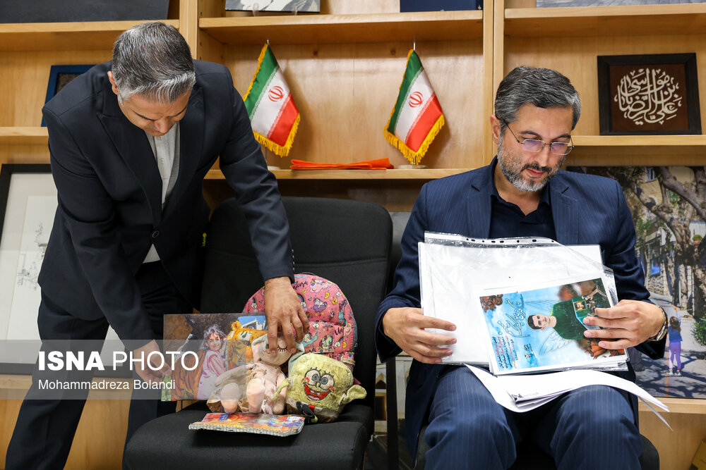ISNAMEDIA's tweet image. نشست خبری سخنگوی وزارت امور خارجه
نشست خبری اسماعیل بقائی، سخنگوی وزارت امور خارجه دوشنبه ۳۰ تیر با حضور برادر شهید «محمد رضا صدیقی صابر» یکی از دانشمندان هستهای که در آستانه اشرفیه به همراه خانوادهاش به شهادت رسید برگزار شد.
isna.ir/xdTNjy