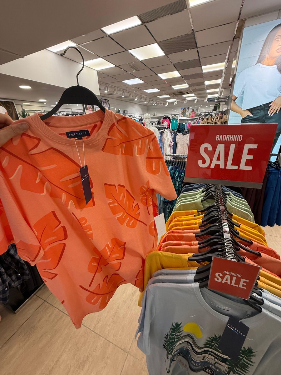 HarpurCentre's tweet image. Don’t miss the Badrhino Sale at Yours Clothing! 🦏 

Big style, even bigger savings, grab your favourites while stocks last! 👕🔥

#Badrhino #YoursClothing