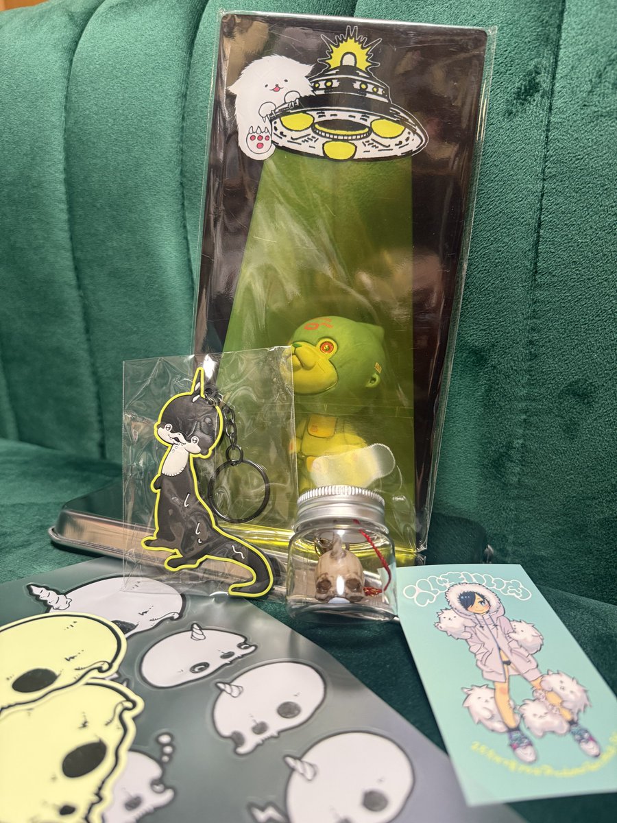 agohige44's tweet image. お酒も呑めて凄く楽しいイベントでした♪来てくれた方々、購入していただいた方々に感謝❣️
そして主催のうしじまいい肉さんに感謝❣️色々ありがとうございました♪
#PawPad #カワウソ #Qちゃん #アストロQ
#ソフビ天下一武道会
