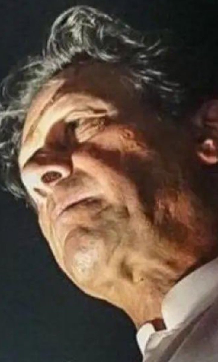 یوتھیوں!!
ایک بڑی  اور انتہائی اہم خبر!
زرا توجہ سے سنو۔۔
تاریک انتشار  کے راہنماؤں کی ایک اہم بیٹھک ہوئی ھے جس میں یہ طے پایا گیا ھے کہ گنڈا پور نے جو نوے دن کی معیاد مقرر کی ھے وہ درست ھے لہذا  پانچ اگست کو کوئی احتجاج نہیں کیا جائے گا۔
یوتھیوں سے دو اگست تک یہ بات چھپانی ھے۔