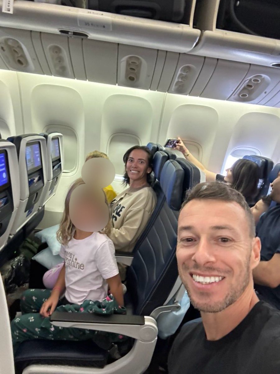 Rightanglenews's tweet image. BREAKING - DNC operatives Ed and Brian Krassenstein have fled the United States for East Asia.