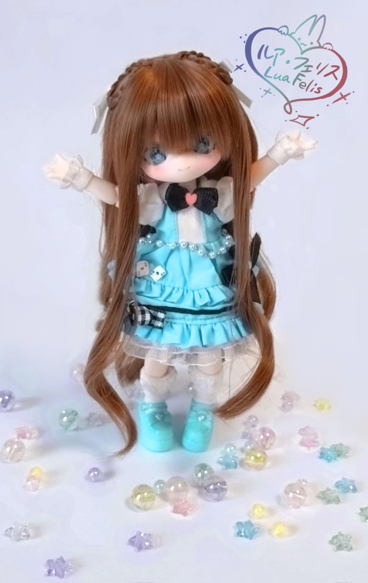 「ころころ光るビーズは、小さな星のかけらなのですよ～。夏の夜にだけ、地上に遊びに来てくれるのです～☆」
#ドールオーナーさんと繋がりたい #うちのこかわいい