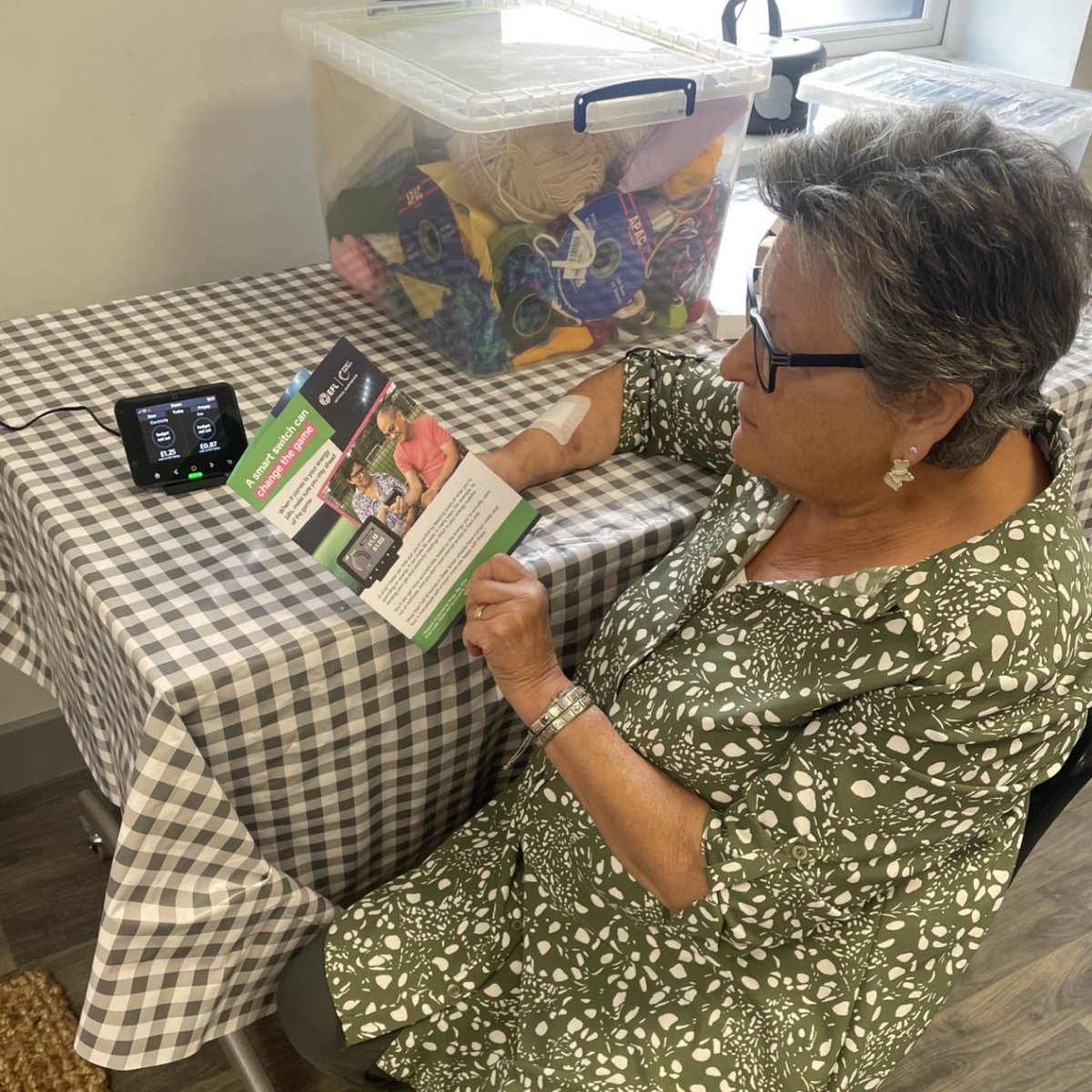 LCityFoundation's tweet image. #AD Our Social Hub attendees have been learning about the benefits of smart meters – from tracking energy usage to understanding where savings can be made.
It’s all part of helping our community become more energy aware and empowered.
#SmartEFLCommunities @SmartEnergyGB