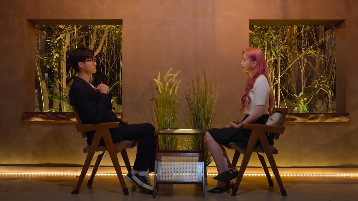 NetflixKR's tweet image. 드디어 풀파티? 밤 데이트? 그런데…
혼돈 가득한 모솔의 밤. &lt;모태솔로지만 연애는 하고 싶어&gt; 오늘 오후 4시 새 에피소드 공개. 오직 넷플릭스에서.